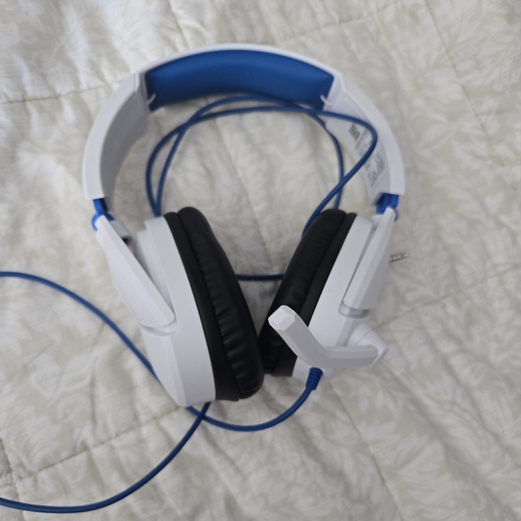 Turtlebeach headphones - Picture 1 of 2